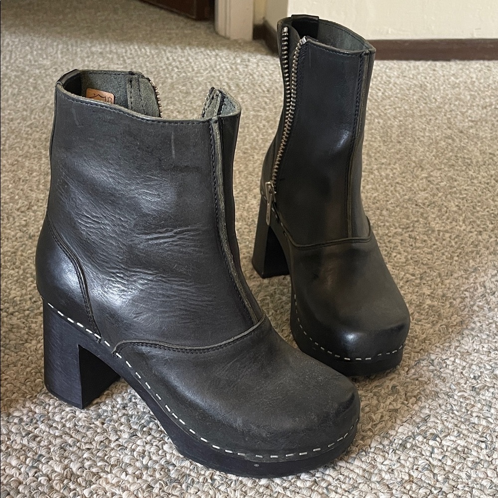 Swedish hasbeens platform clog ankle boot black